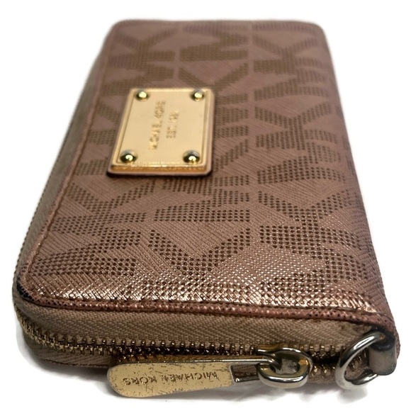 Michael Kors MK Rose Gold Metallic Logo Medium Wallet - Picture 2 of 11